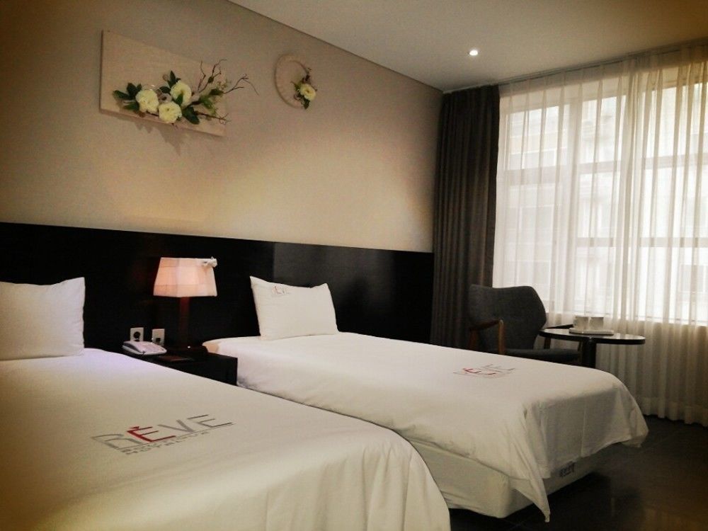 Reve Business Hotel Jeju Exterior photo