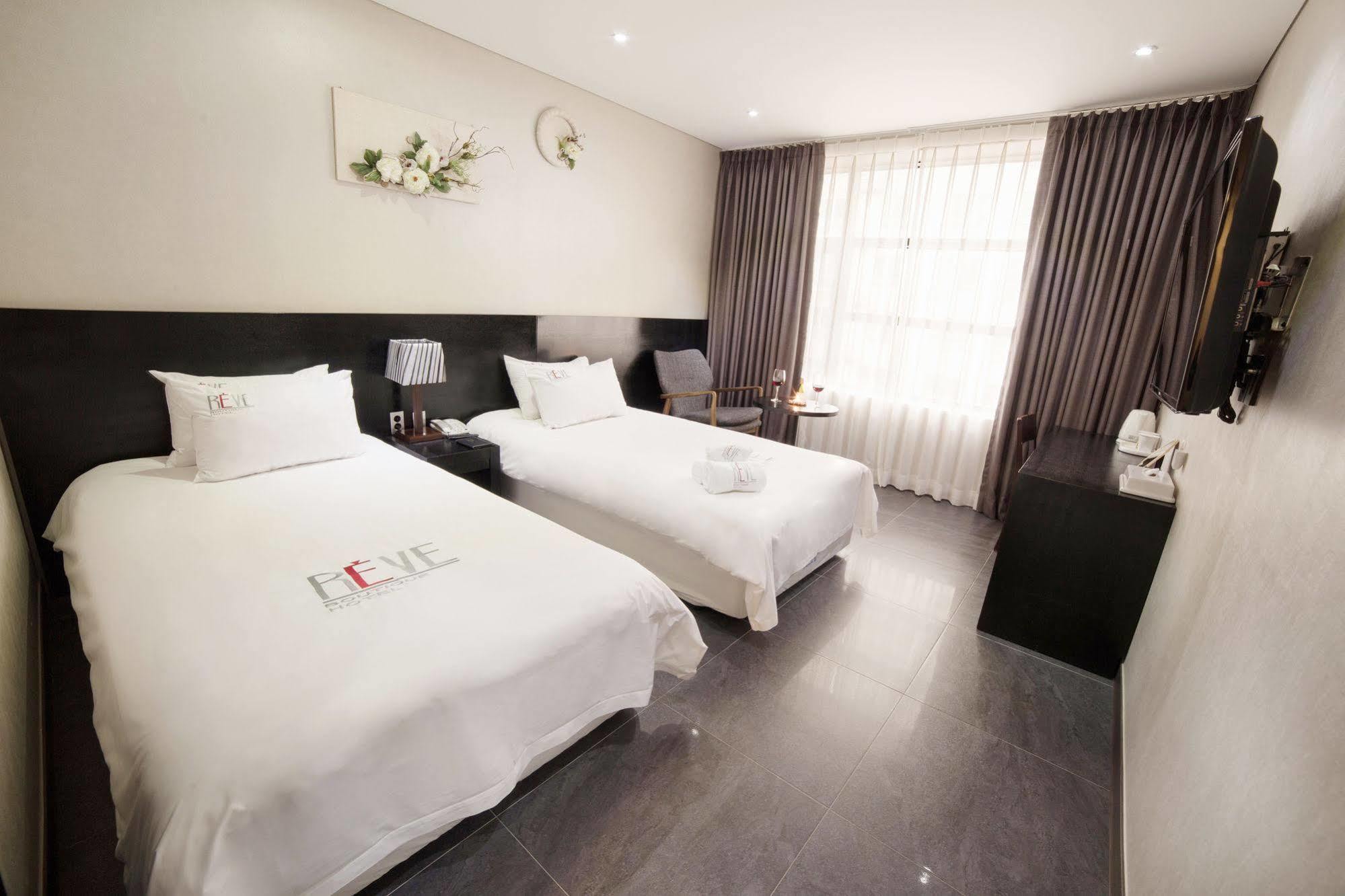 Reve Business Hotel Jeju Exterior photo