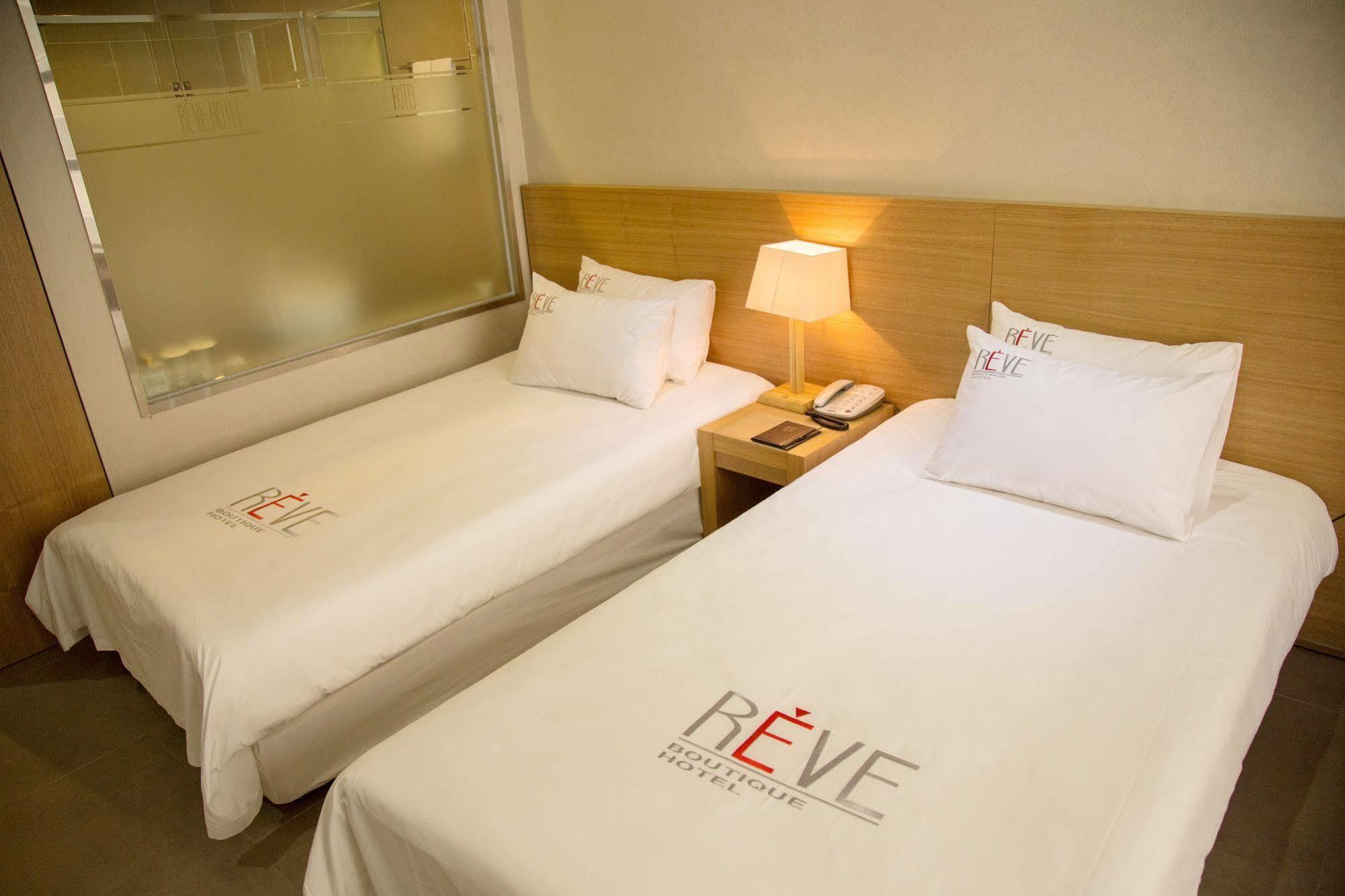 Reve Business Hotel Jeju Exterior photo