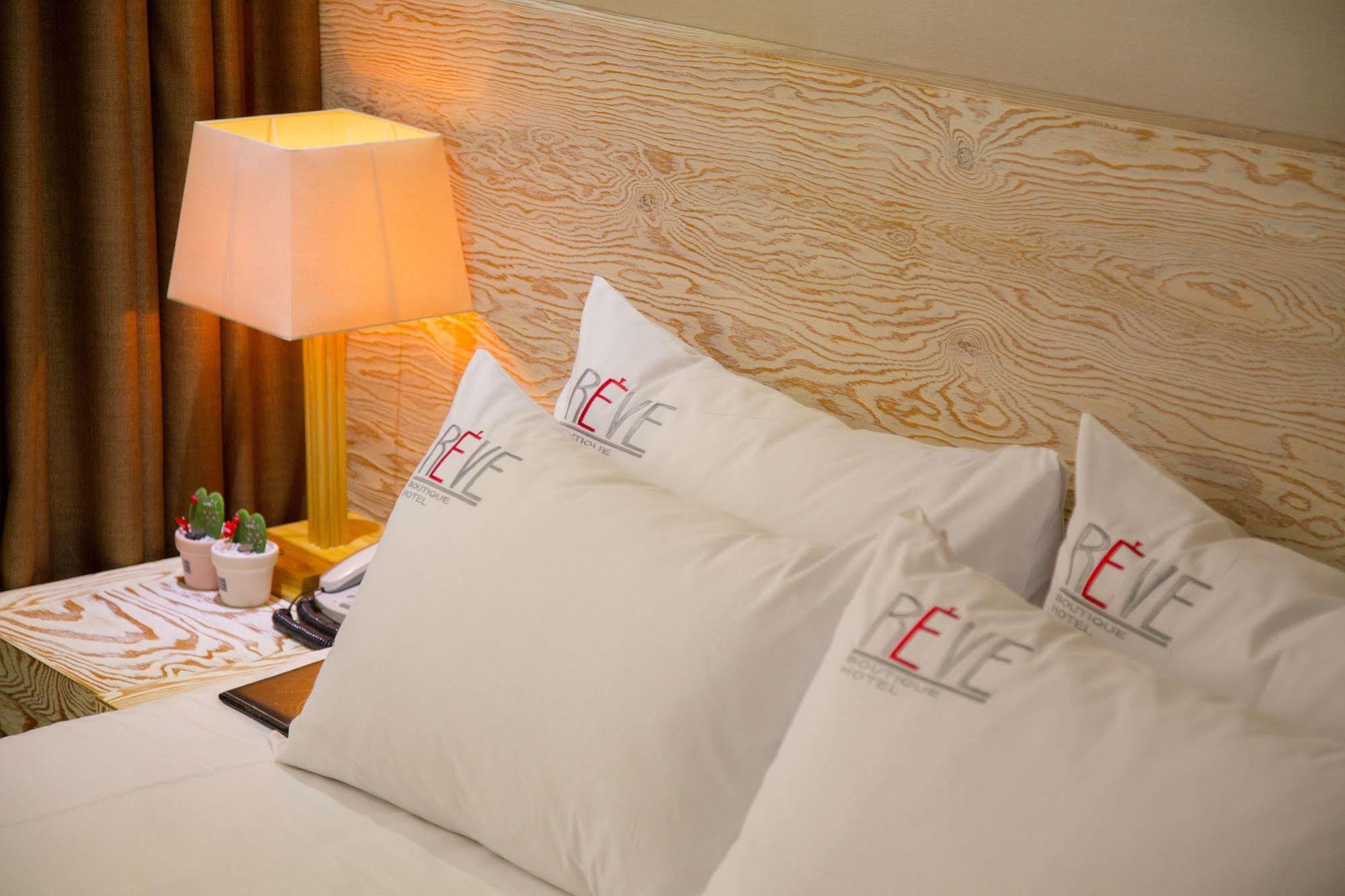 Reve Business Hotel Jeju Exterior photo
