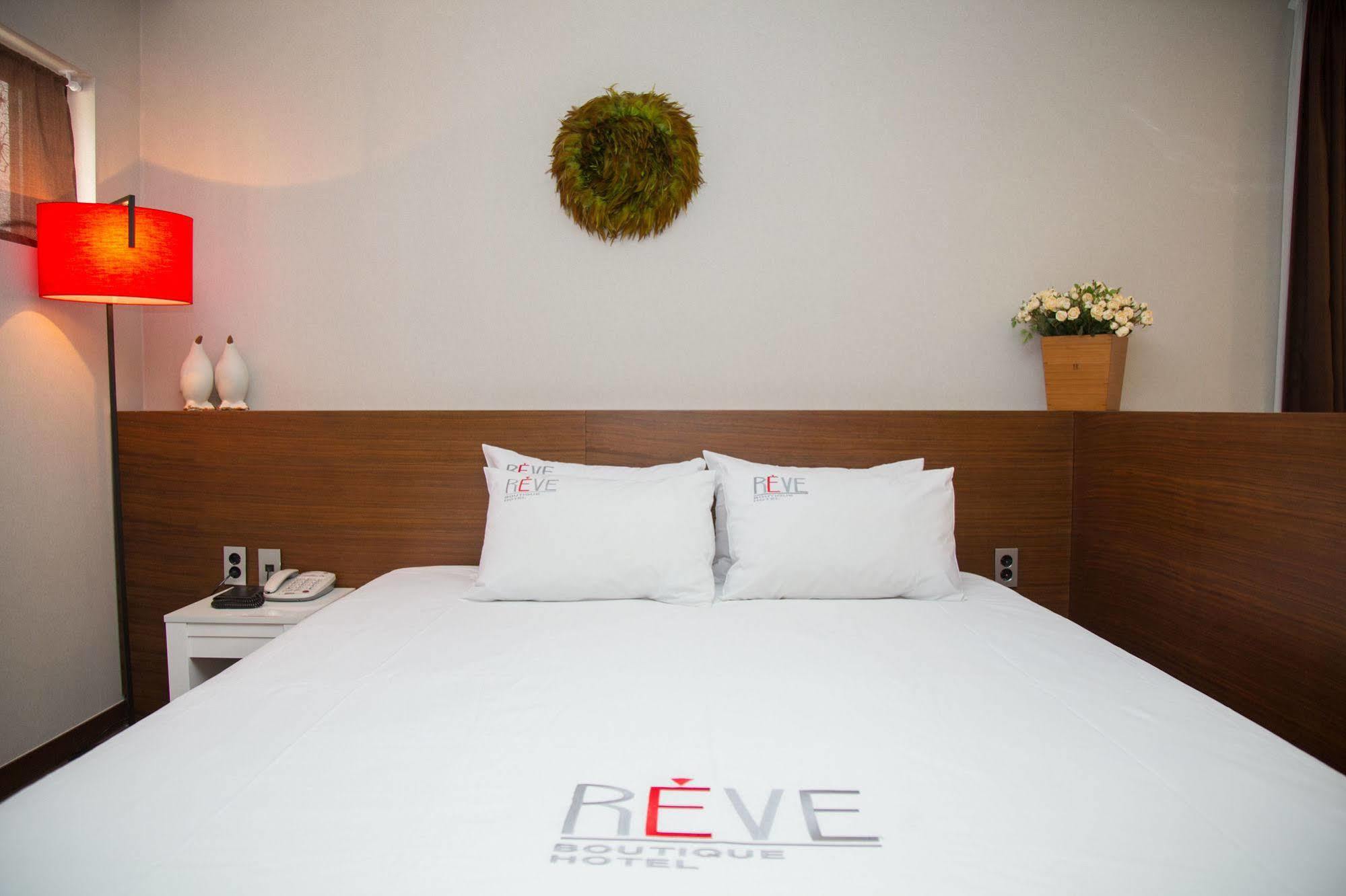 Reve Business Hotel Jeju Exterior photo